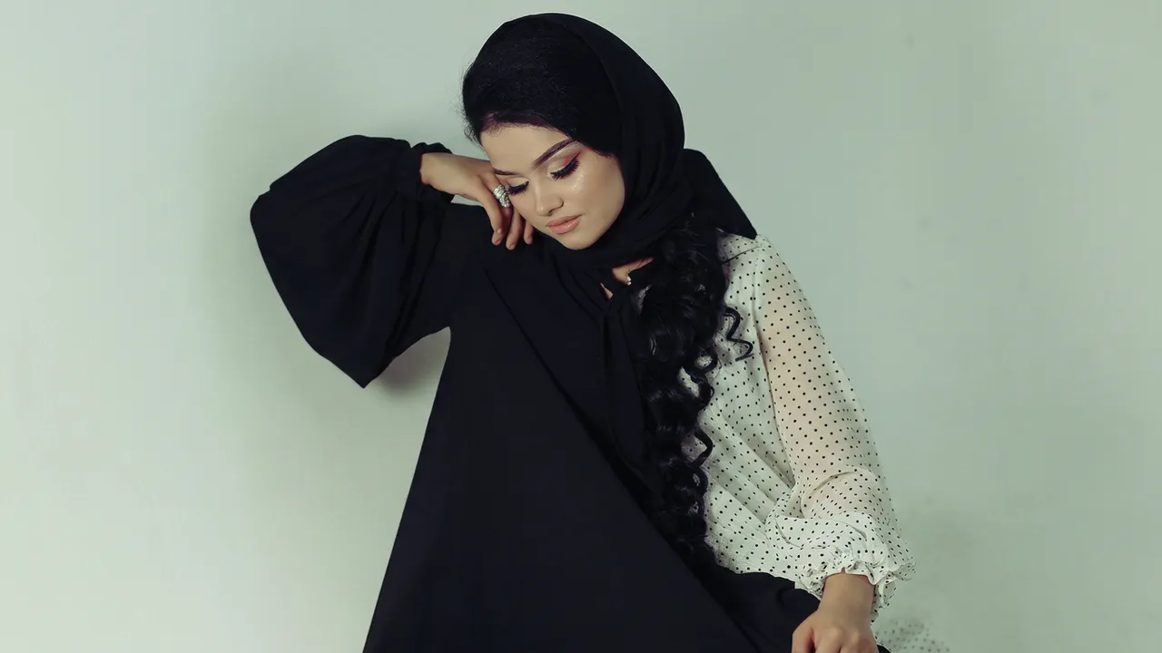 Farahnoz Sharahova